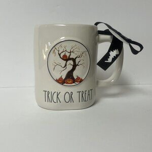 RAE DUNN - TRICK OR TREAT MUG
